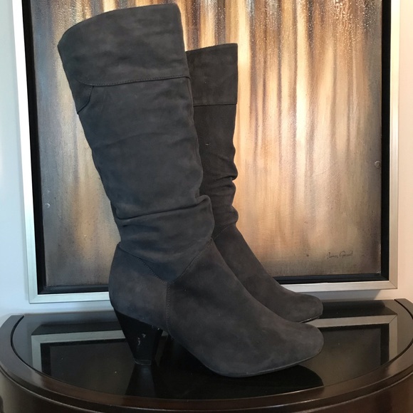 Aqua College Grey Suede slouchy boot 9.5W - Picture 2 of 3